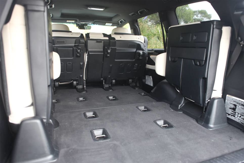 With all the seats folded away cargo capacity grows to 1267 litres.
