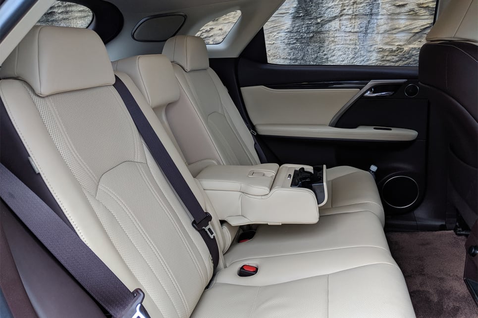 Lexus RX 350 Review, For Sale, Colours, Interior, Specs & Models