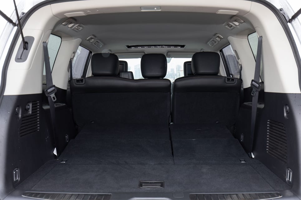 Fold the third row of seats flat and cargo capacity grows to 1413 litres.