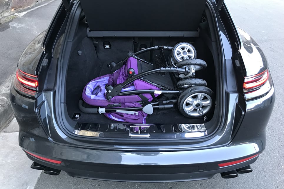 A pram also fits in the back without any problems.