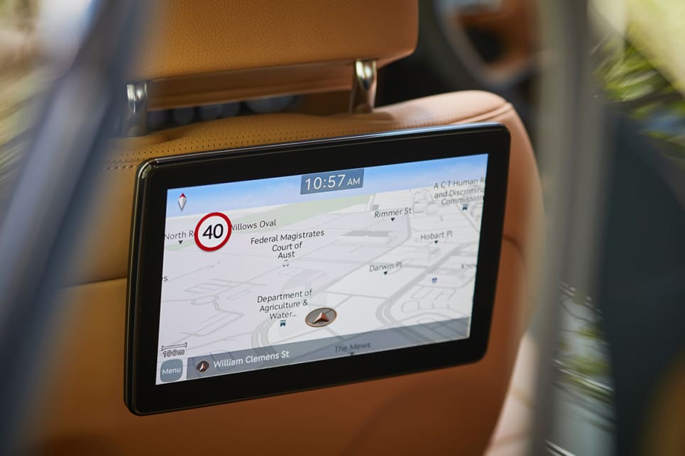 Back passengers get twin 9.2-inch touchscreens. (3.5T Luxury Pack variant shown)