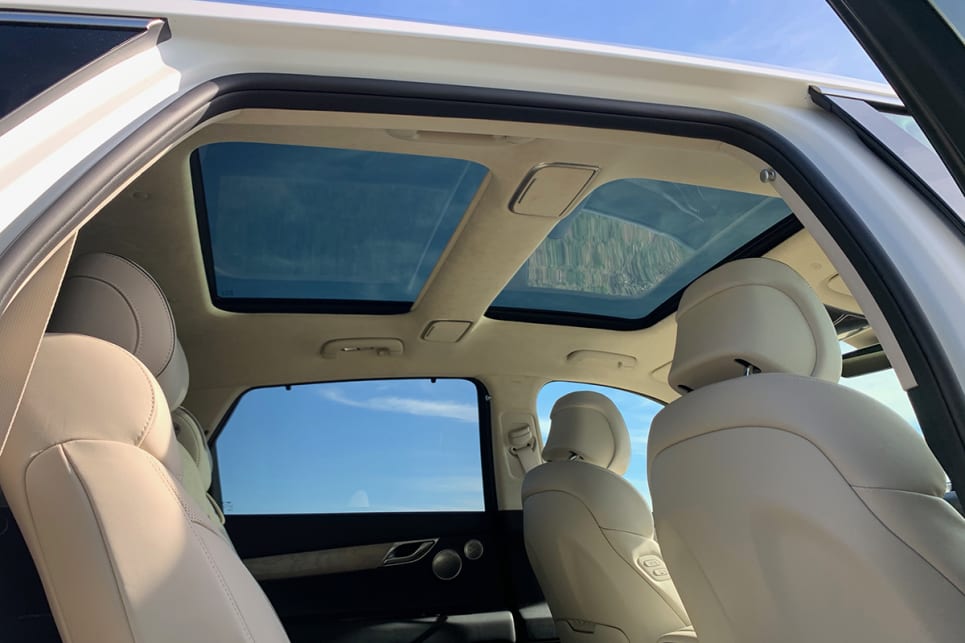 There's a panoramic sunroof. (3.5T AWD variant shown)