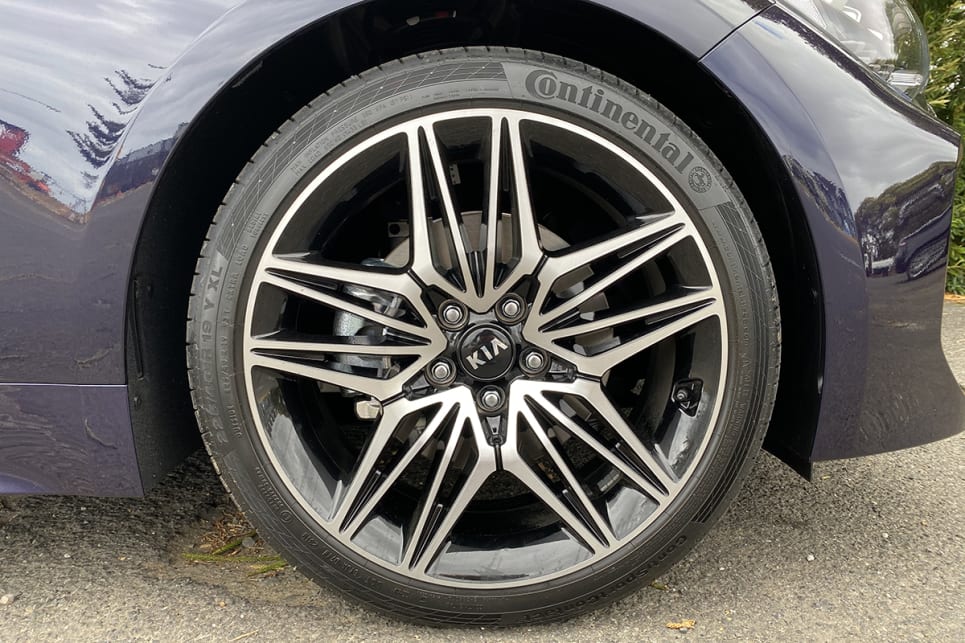 The GT-Line wears 19-inch alloy wheels.