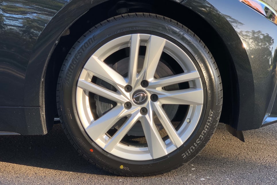 The Luxury trim is equipped with 18-inch alloy wheels (pictured: IS300h Luxury).