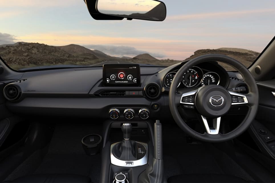 There's a 7.0-inch multimedia system with satellite navigation, digital radio and a nine-speaker Bose sound system.