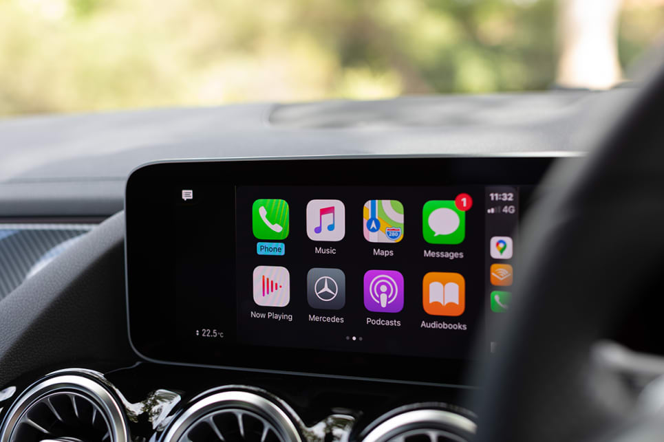 Those two large 10.25-inch screens, sat nav, Apple CarPlay and Android Auto connectivity. (image: Dean McCartney)