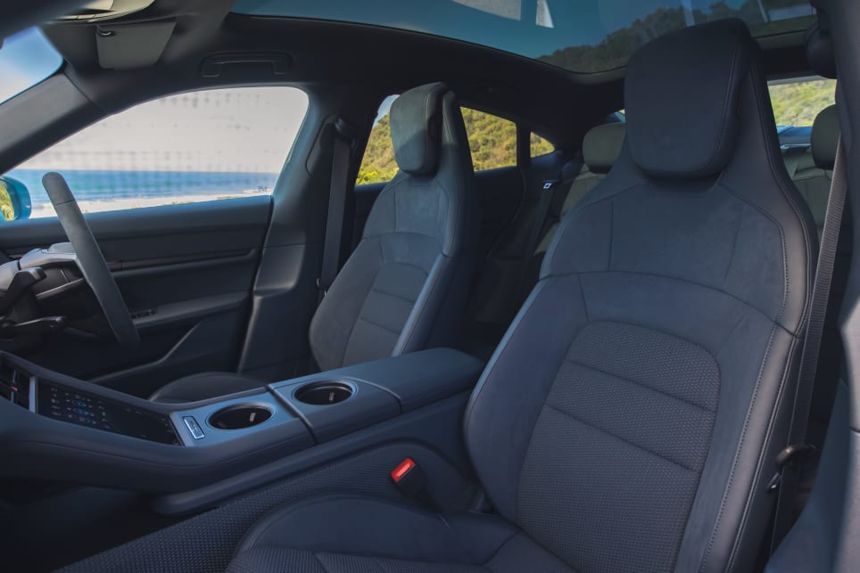 The front seats in the 4S are 14-way power-adjustable with heating and cooling (image: 4S).
