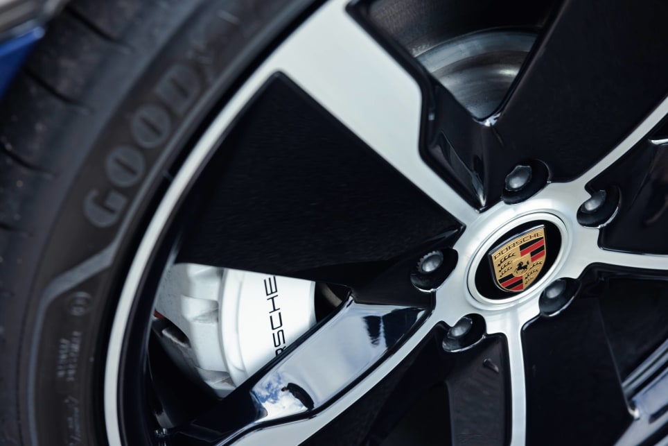 The Turbo grade gets 20-inch Turbo Aero alloy wheels (image: Turbo).