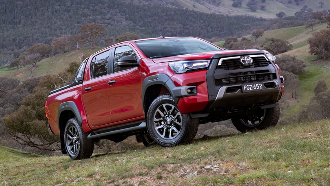 2021 Toyota Hilux:  The Complete Buyer'S Guide - 41wjdea