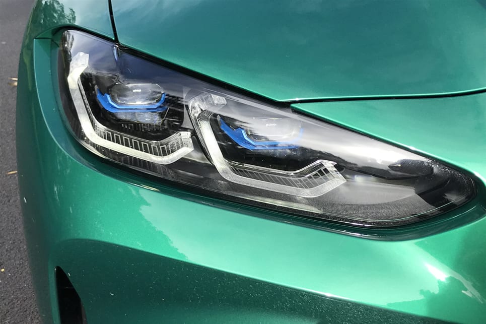 Up front are ‘Laserlight’ headlights with ‘Selective Beam’.