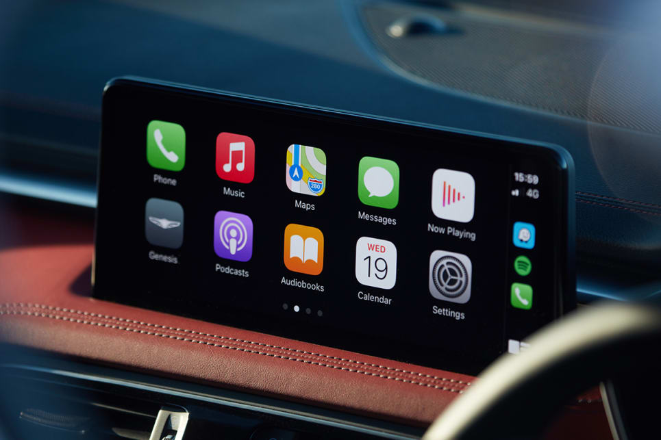 The 10.25-inch touchscreen features  Apple CarPlay and Android Auto. (3.3T Sport Luxury Pack variant pictured)