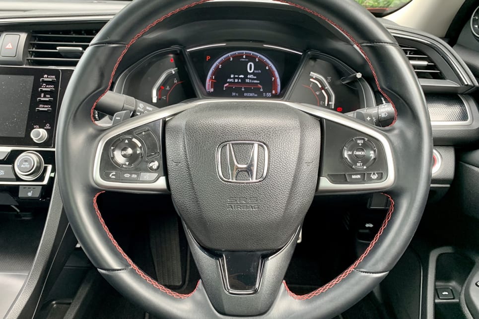 The steering wheel is just right, the controls all feel really nice to use and touch.