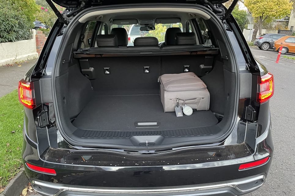458-litre boot with all seats in place (maximum 1690L)
