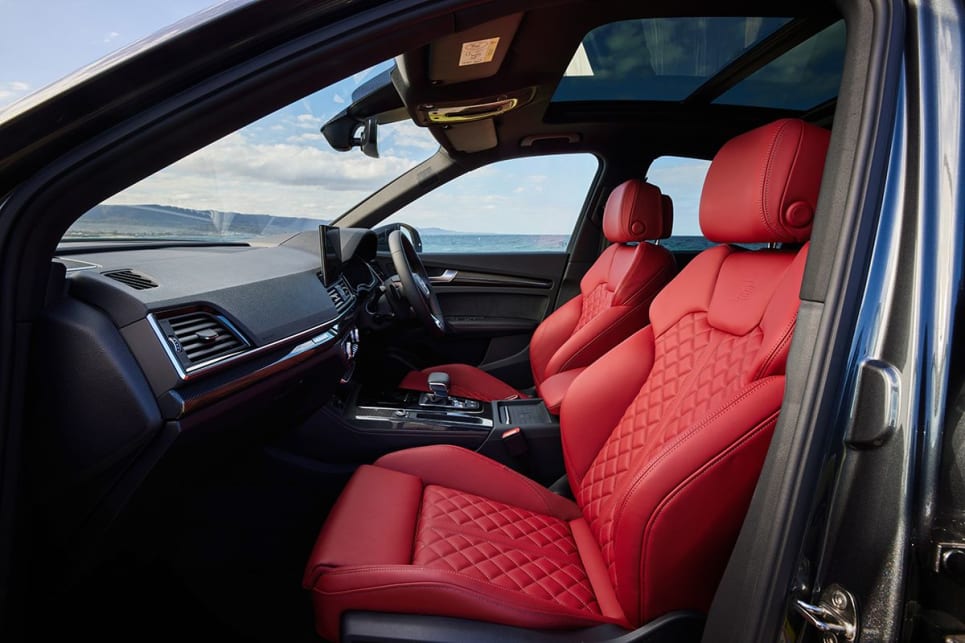 The Sportback has spacious and airy feeling front seats. (SQ5 Sportback variant pictured)