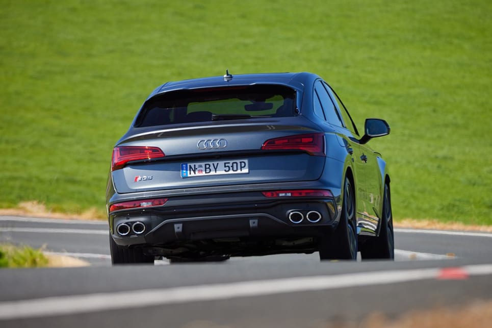Through bends, it feels smaller and lighter than you might expect. (SQ5 Sportback variant pictured)