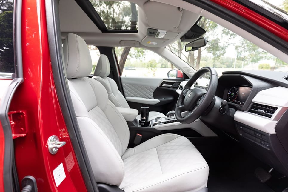 Kia Sportage vs Mitsubishi Outlander vs Subaru Forester vs Hyundai