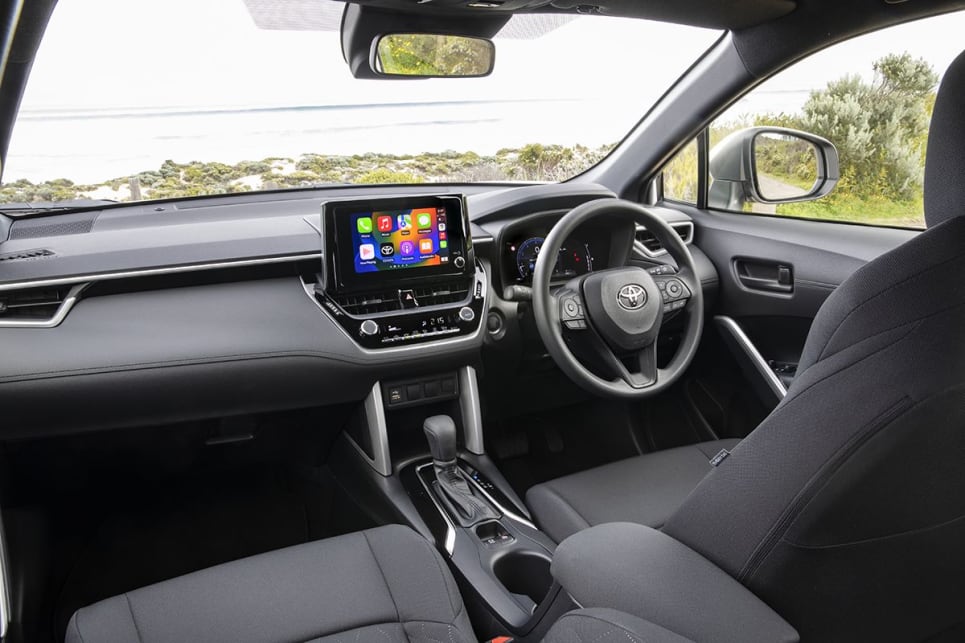The GX comes standard with fabric seats, climate control and an 8.0-inch touchscreen. (GX variant pictured)