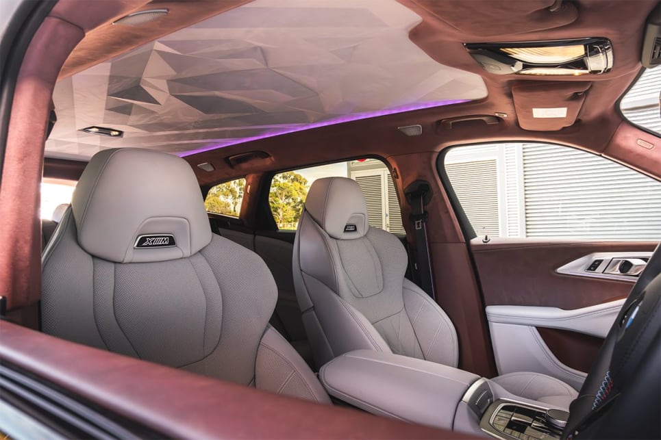 2023 BMW XM I Interior