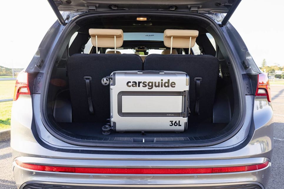 With five seats in use, the boot space sits at 571L (VDA). (Image credit: Dean McCartney)