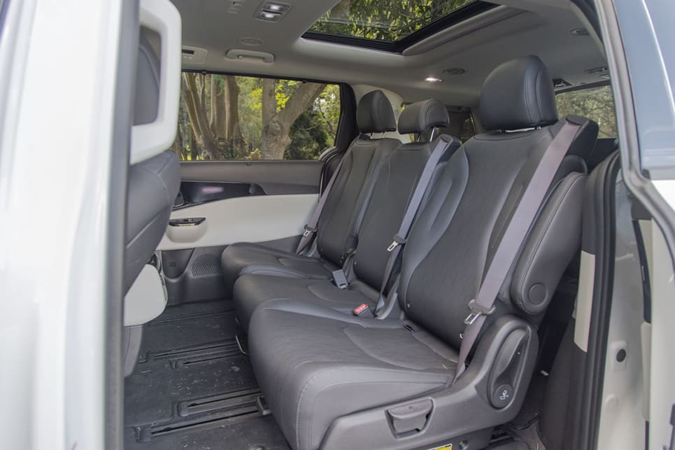 Middle row amenities include directional air vents, climate control and retractable sunblinds. (Image: Glen Sullivan)
