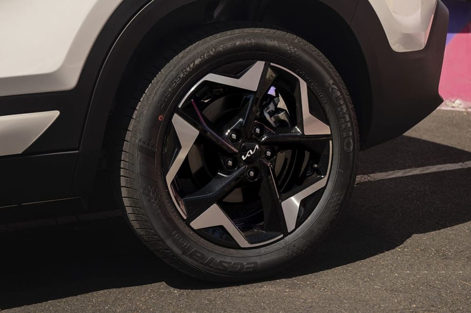 The Sport+ grade features 17-inch alloy wheels. 