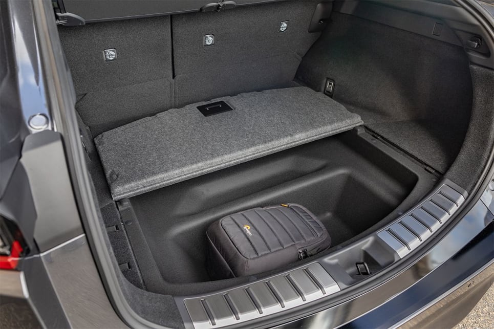 There's also an underfloor storage area. (Sports Luxury variant pictured)