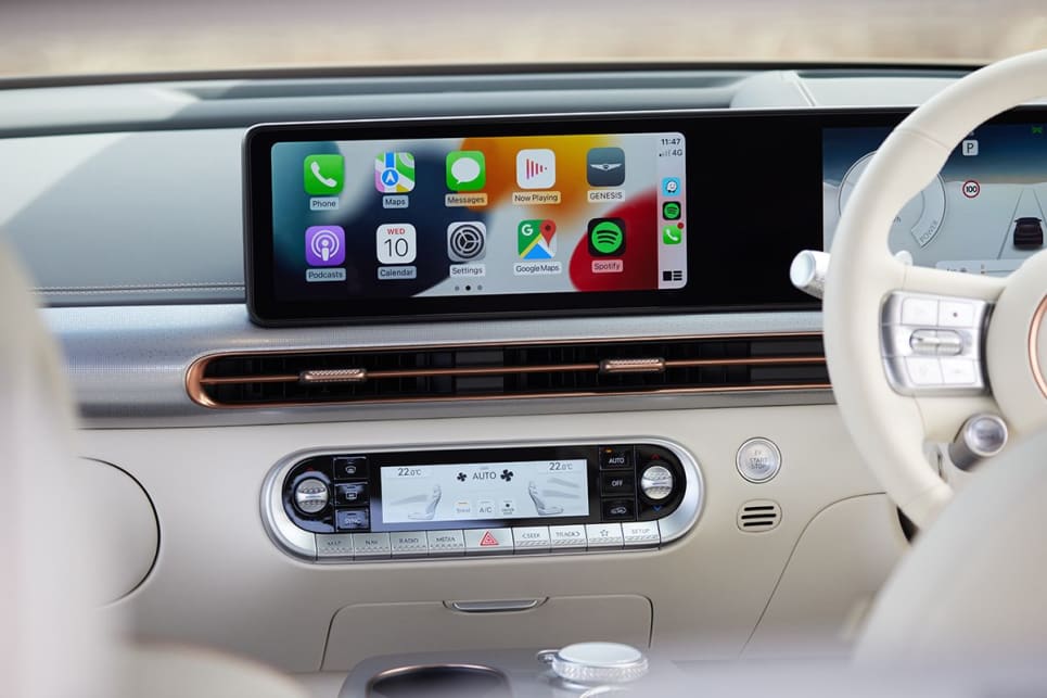 The 12.3-inch multimedia system features Apple CarPlay and Android Auto. (AWD variant pictured)