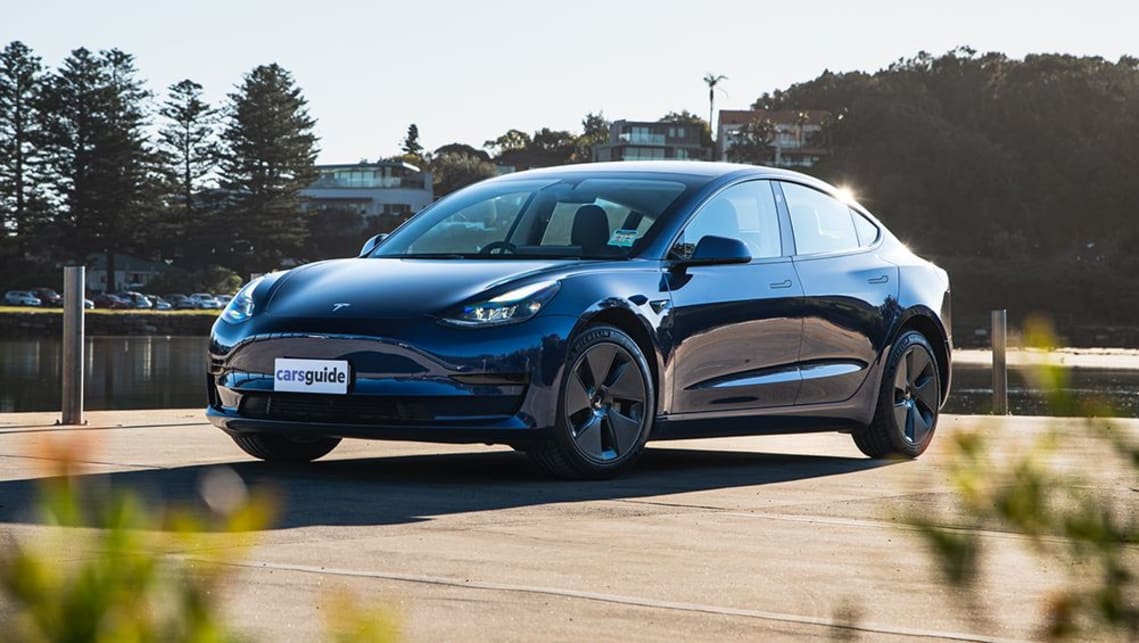 Thousands of 2022 23 Tesla Model 3 and Model Y electric cars