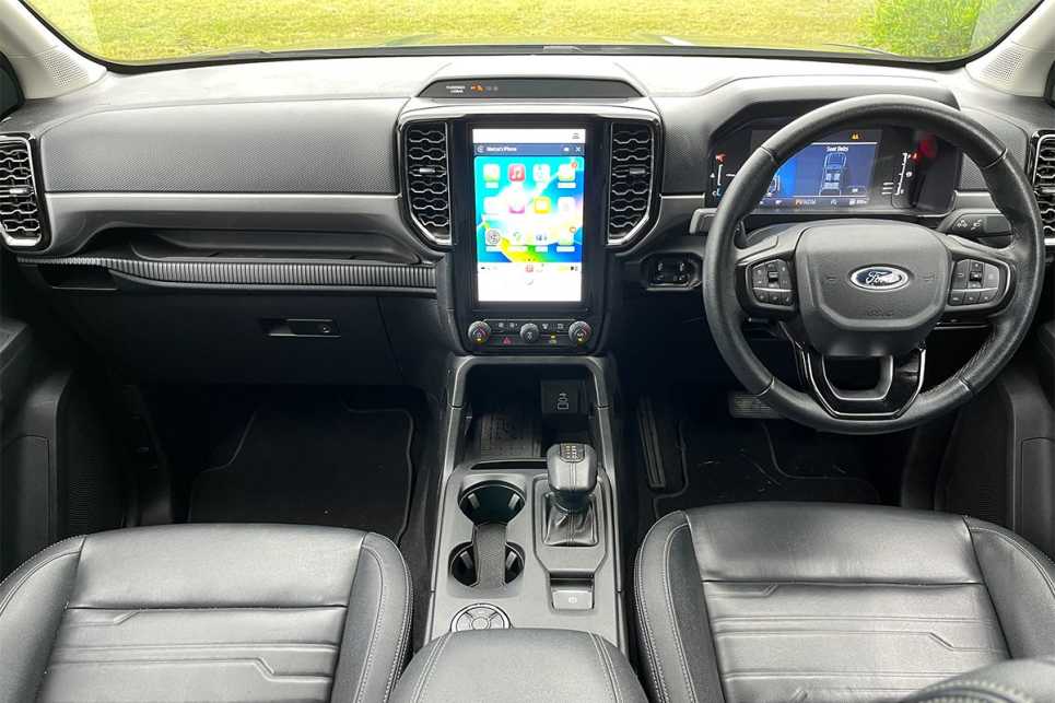 2024 Ford Ranger Sport V6 I Seats