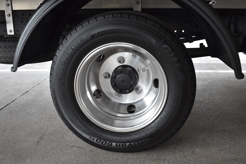 Rear dual alloy wheel pictured (Image: Mark Oastler)