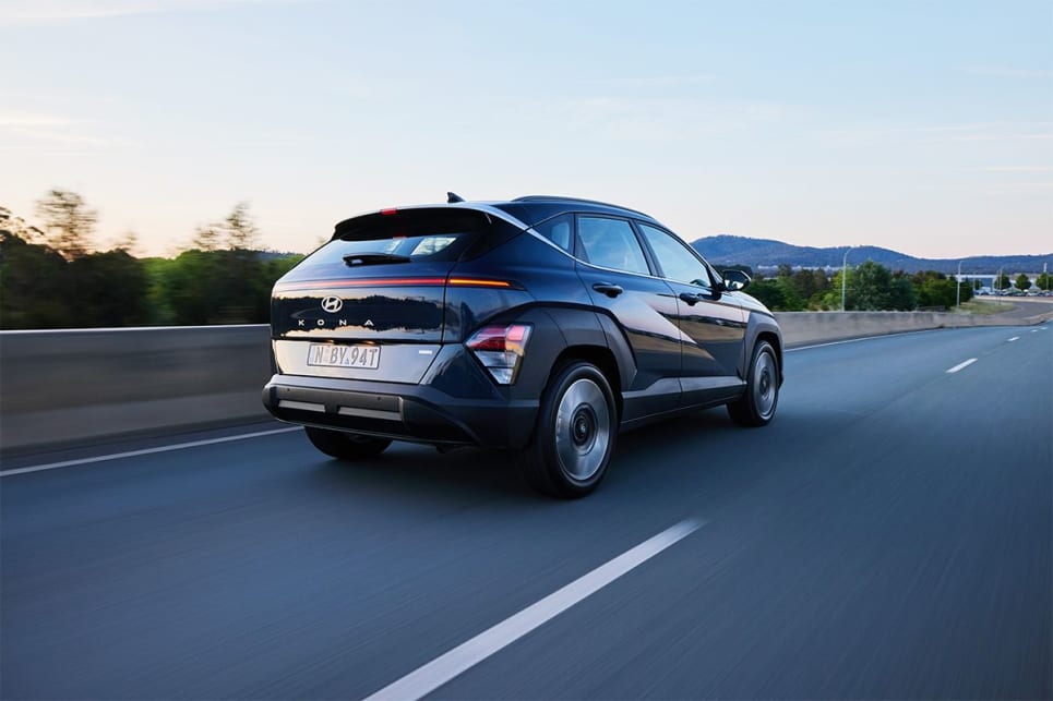 Hyundai Kona 2024 review: Hybrid – New low-emissions small SUV puts ...