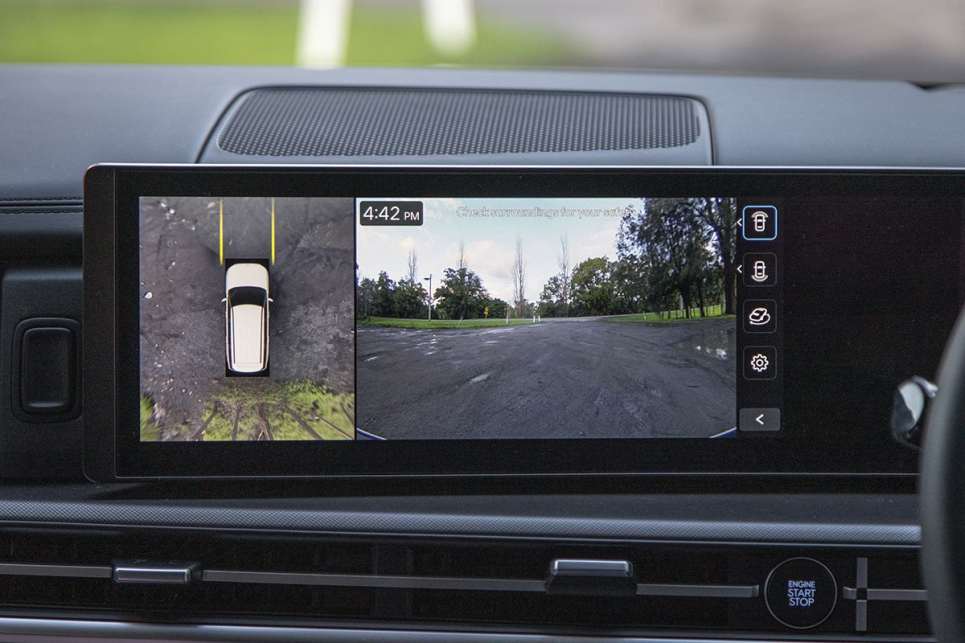 2024 Hyundai Santa Fe HEV Hybrid I Camera