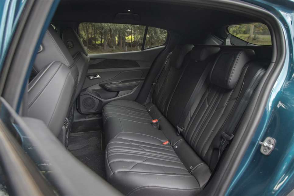 2024 Peugeot 408 GT PHEV I Seats
