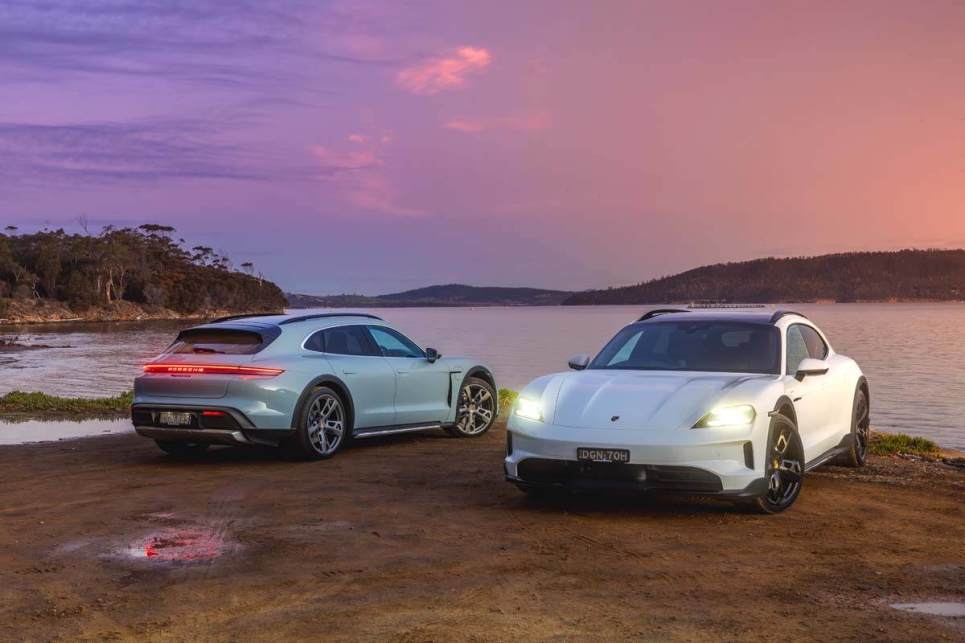 2024 Porsche Taycan 4 Cross Turismo I Driving