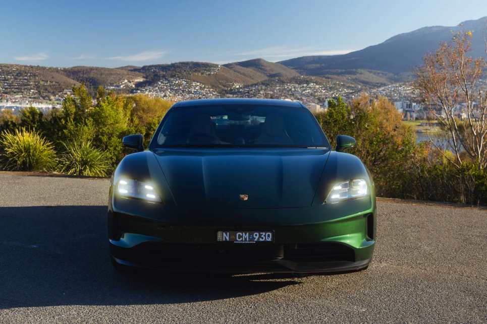2024 Porsche Taycan 4S I Design
