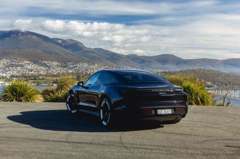 2024 Porsche Taycan I Design