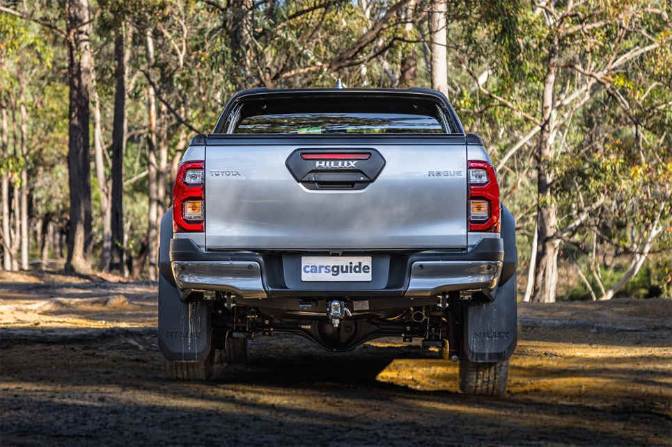 2024 Toyota Hilux Rogue V-Active I Design