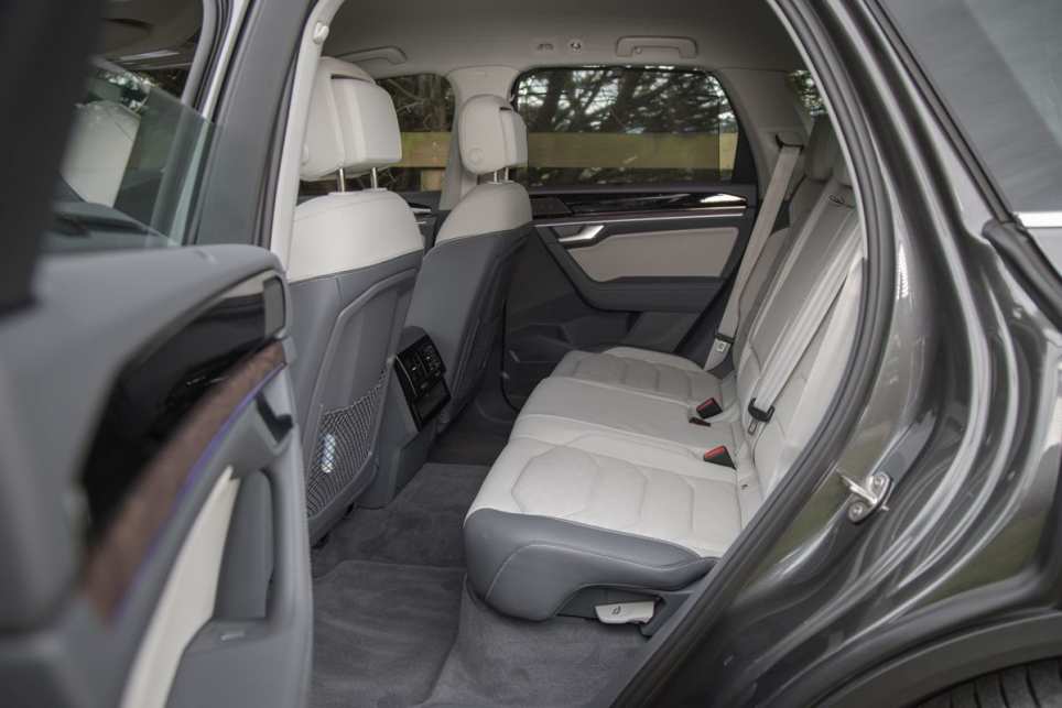 Volkswagen Touareg 2025 CarsGuide