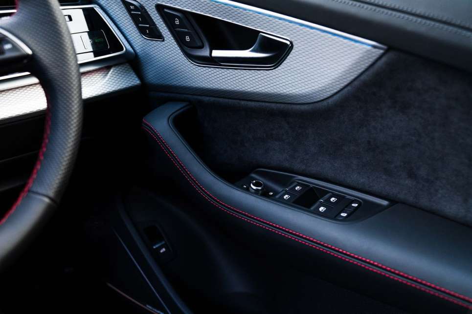 2025 Audi SQ7