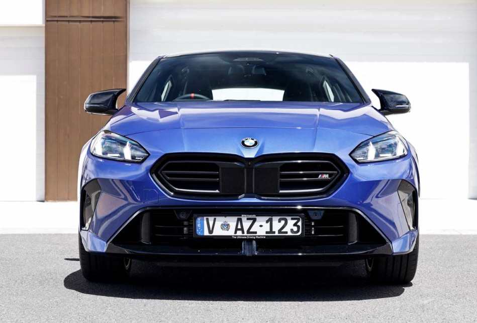 2025 BMW M135 xDrive