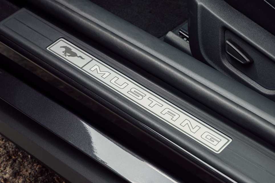 025 Ford Mustang Fastback Ecoboost I Price and features 