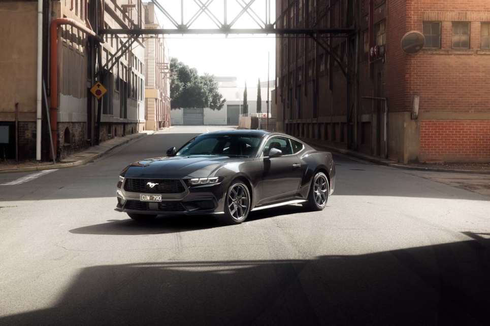 2025 Ford Mustang Fastback Ecoboost I Design