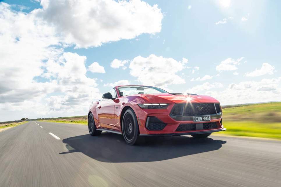 2025 Ford Mustang GT Convertible I Driving
