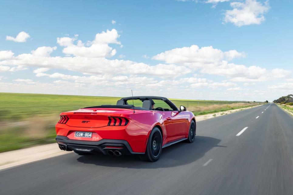2025 Ford Mustang GT Convertible I Driving
