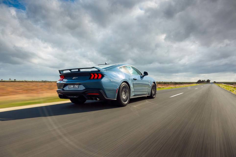 2025 Ford Mustang GT Fastback I Driving