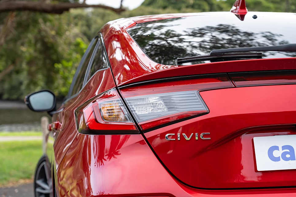 2025 Honda Civic e:HEV L (image: Sam Rawlings)