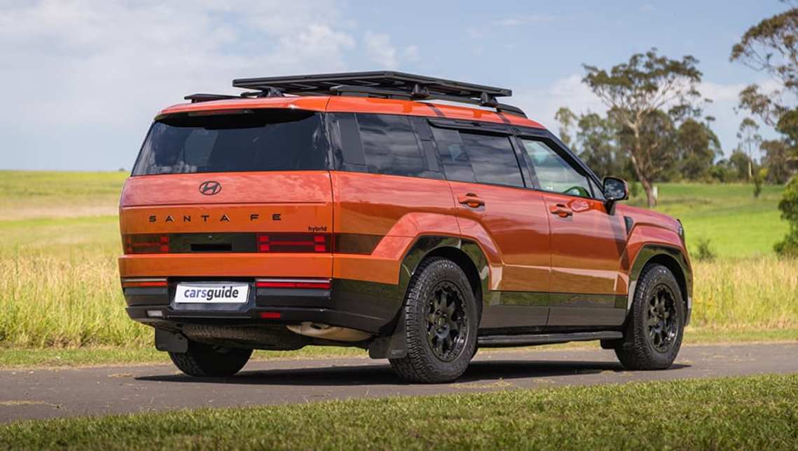 2025 Hyundai Santa Fe Calligraphy Hybrid XRT Peak (image: Glen Sullivan)