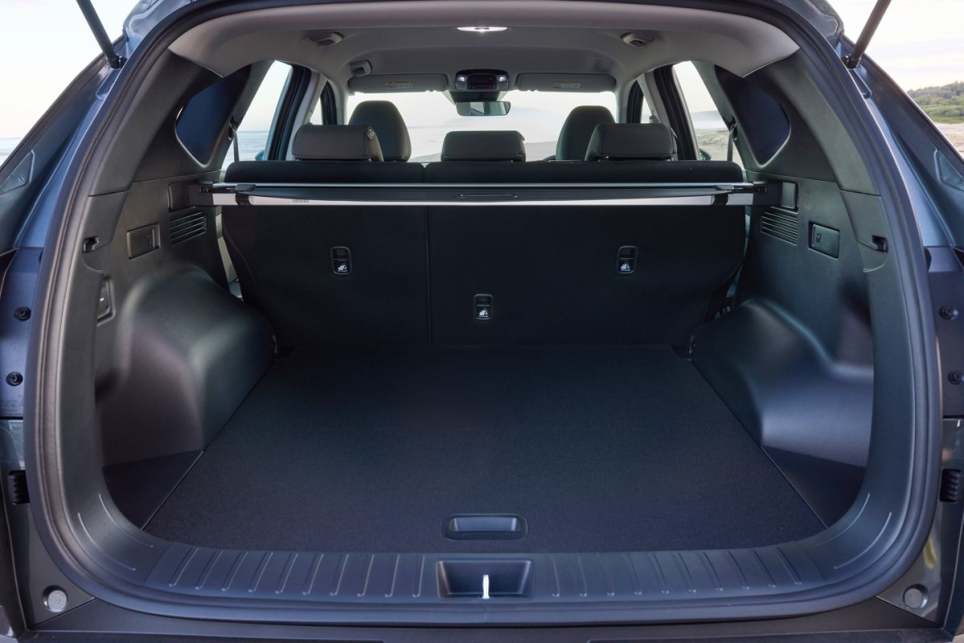 Hyundai Tucson 2024 review: Hybrid ??? Upgraded mid-size SUV with hybrid ...