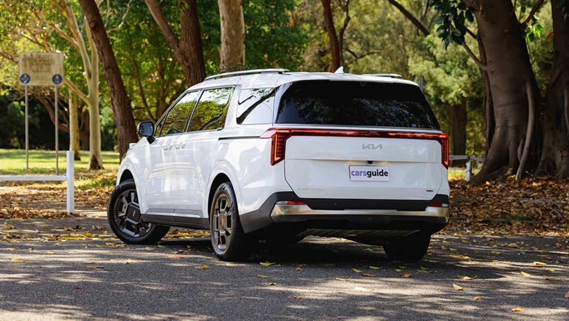 2025 Kia Carnival GT-Line (image: Dean McCartney)