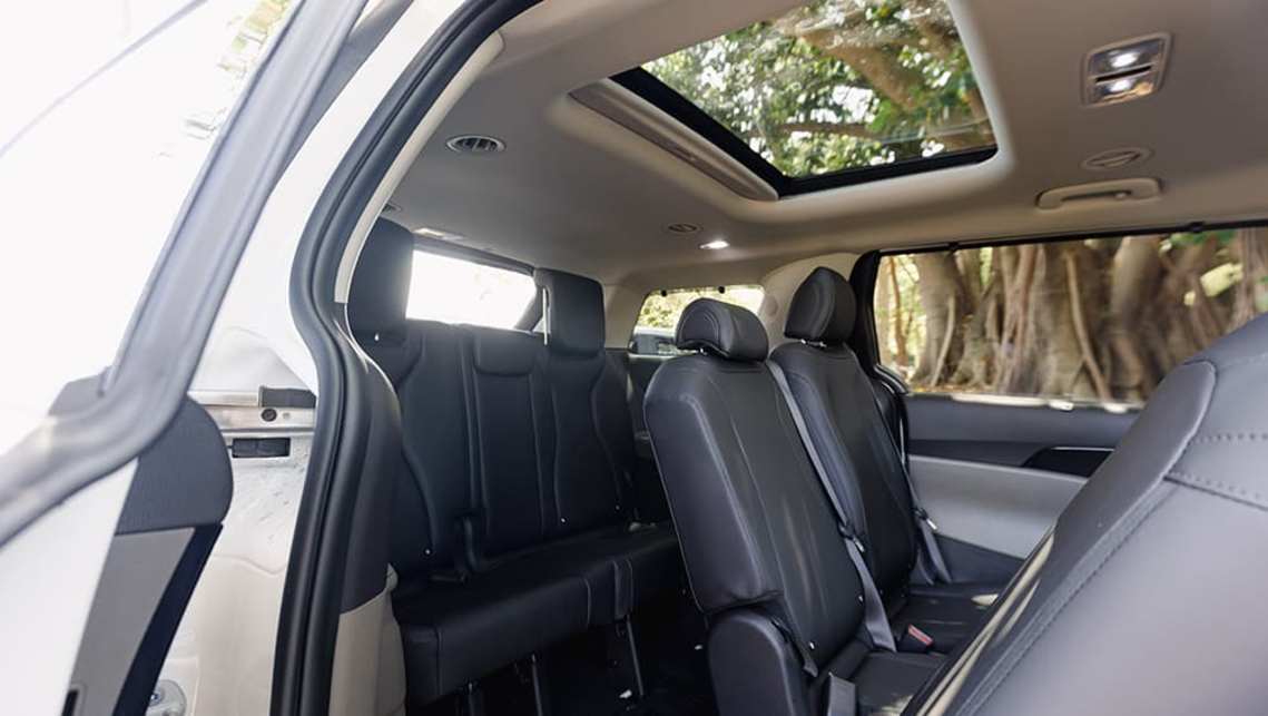 2025 Kia Carnival GT-Line (image: Dean McCartney)